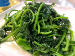 -鑫悦楼煎蟹·16年海鲜大排档