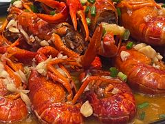 -松哥油焖大虾.小龙虾.黑鸭煲(海岸城店)