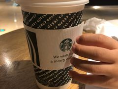 -星巴克(静安嘉里中心B2店)