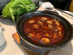 辣酒煮花螺-肥仔文澳门猪骨煲(南京西路店)