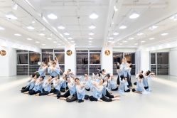 -深舞形体民族舞蹈工作室