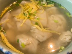 -新梅华·茶点餐厅(欧尚店)