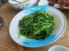-乔家小院•本地小海鲜•非遗驴肉(万年泉路店)