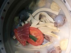 -小乌猪·金华筒骨煲(永盛购物广场店)
