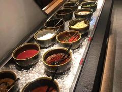 -呷哺呷哺(松北万象汇店)