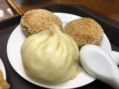 芝麻烧饼-白魁老号饭庄(交道口店)