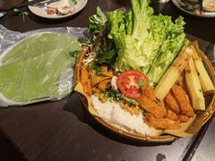 -大头虾越式风味餐厅(光明广场店)