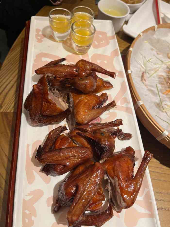 大鸽饭(棠下旗舰店)-"端午假期,带着家人吃饭聚餐当然必选大鸽饭.