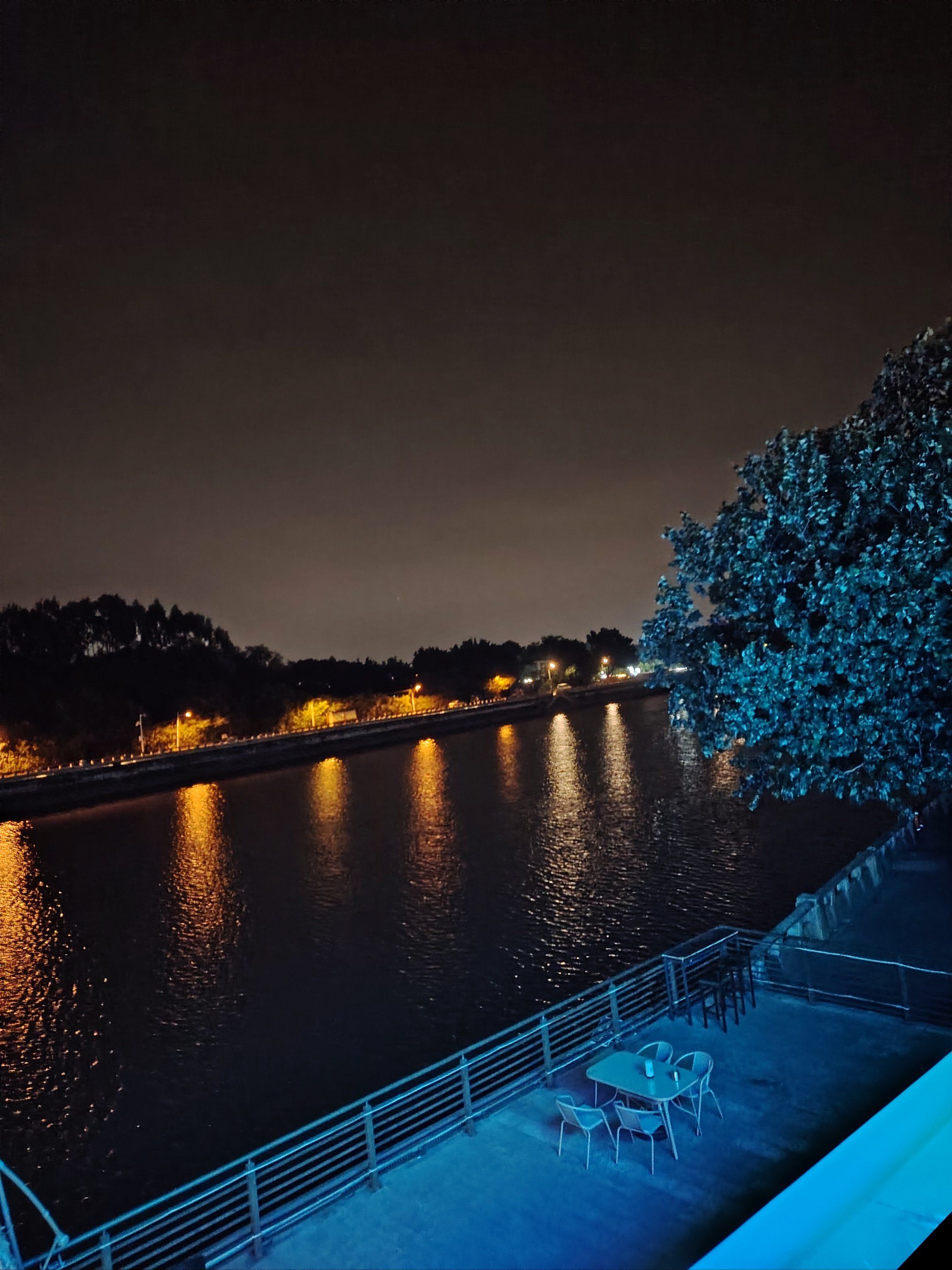 珠江的夜景美不美?