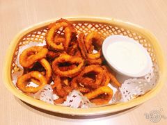 -必胜客(漕宝路店)