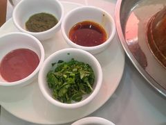 -一口猪海鲜浑锅·东北家常菜