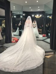 -艾米丽婚纱礼服