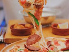 安纳托尼亚披萨-MADO冰淇淋咖啡馆(淘金店)