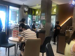 -香港新发烧腊茶餐厅(水围店)