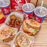 属于咱中国人的汉堡，味道好极了。