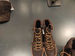 -URBAN REVIVO(欢乐海岸购物中心店)