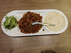 -耶里夏丽·新疆菜·28年喀什老馆(田林东路店)