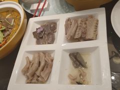 -香山湖家家宴(中山陵店)