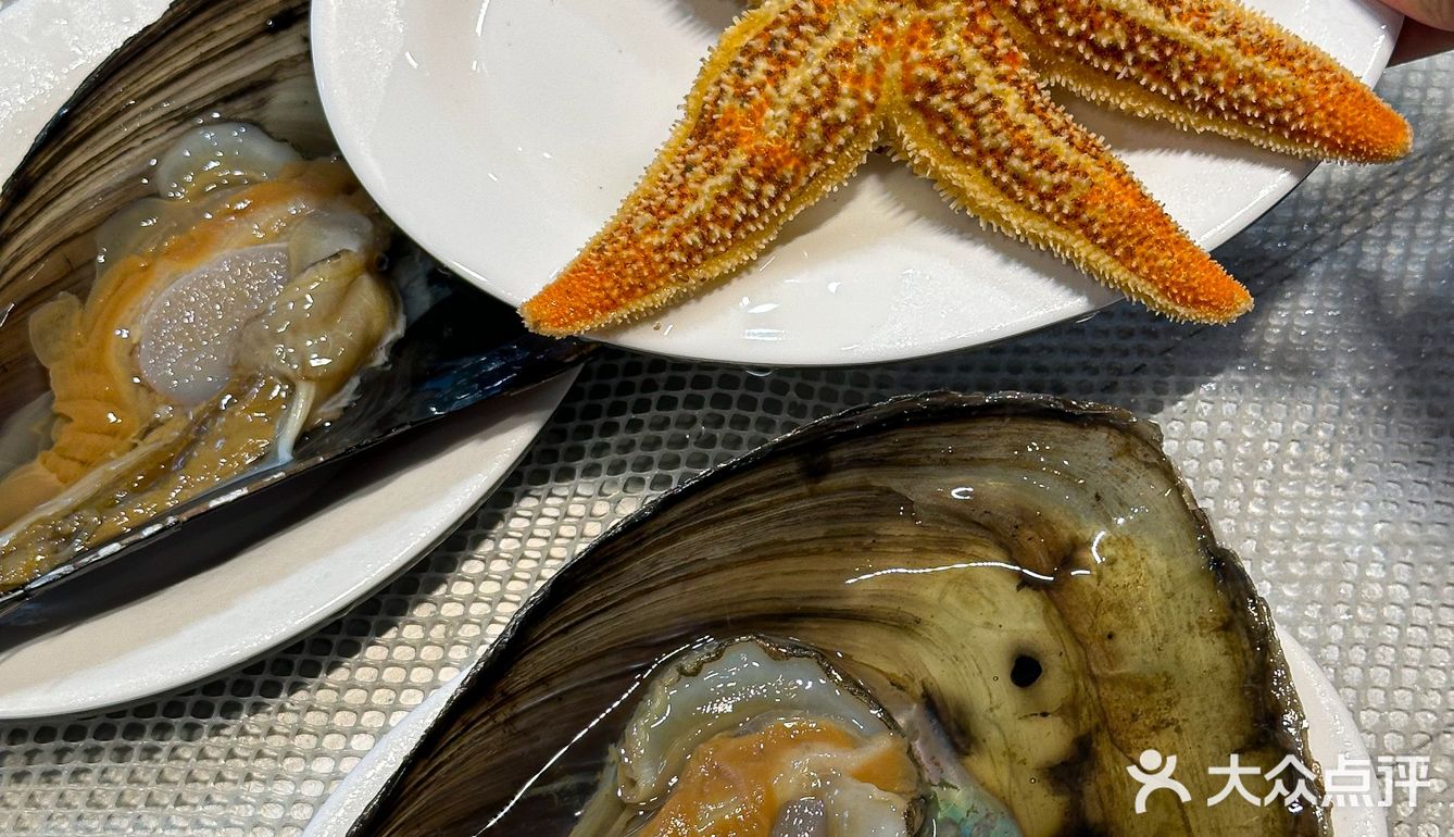 仿佛来到水族馆用餐🐠上百款海鲜火锅