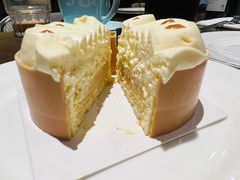 -Fridi Patisserie Cafe