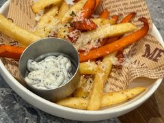 -芭莉与彩虹西餐厅(成都合生汇店)