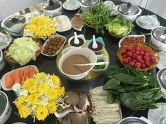 -华强阁菊花宴自助火锅店