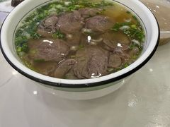 -伊穆祥牛肉面总店·清真