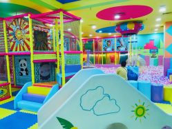 -宝贝渡口儿童游乐园(华南安盛店)