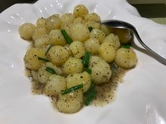 -铜锣湾·有麝自然香(重庆新天地店)