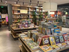 -魔方城市书房(中街益田店)