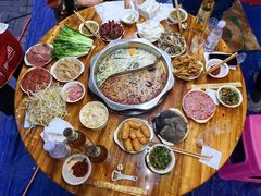 -储奇门鳝鱼火锅(总店)