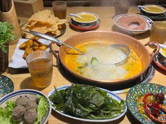 -洱火云南酸菜牛肉火锅(石景山当代商城店)