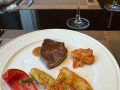-大中华希尔顿酒店-念自助餐·海南美食·三文鱼