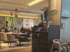 -必胜客(尹山湖歌林公园店)