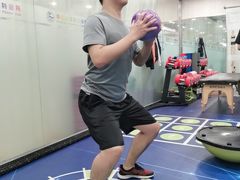 -开阳里游泳健身