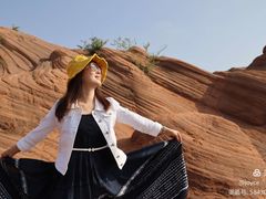 -波浪谷