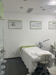 -凡碧诗毛孔清洁收细