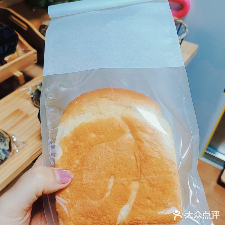 在昌平，真的好久没吃到那么好吃的手作面包了！