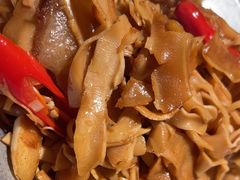 -荷塘秋月·本帮江浙菜(国权路店)