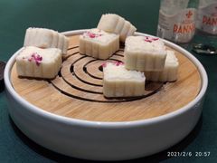 -荷风细雨·中国茶宴(碧云店)