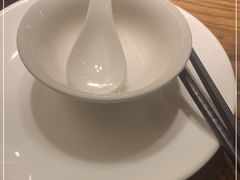 -爱碗亭·鲜炒湖南菜(壹城中心店)