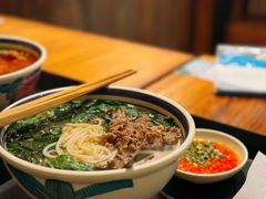 -云阿蛮云南生烫牛肉米线(奉贤路店)