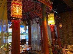 -老牌坊云南鱼豆花火锅(哈西万达店)