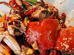 -三亚火车头万人海鲜广场