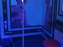 -欢乐迪KTV(南坪上海城店)
