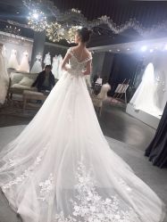 点击看大图 -艾米丽婚纱礼服