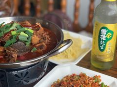 -临江餐馆二楼美食部落