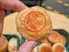 腌笃鲜鲜肉月饼-泸溪河桃酥(凯德MALL太阳宫店)