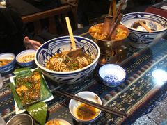 -蜗牛小馆醉乡民谣云南菜(惠新西里店)