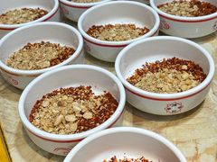 -牛华周记麻辣烫起源店